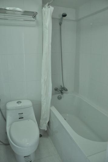 Aparthotel Baan Kaew Mansion à Bangkok Chambre photo